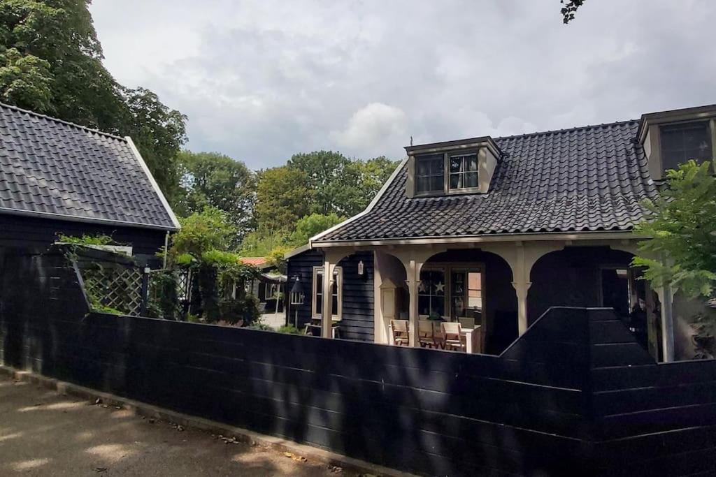 Tiny House Tholen Villa Bagian luar foto