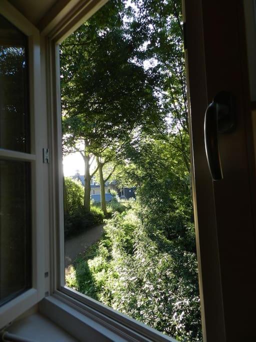 Tiny House Tholen Villa Bagian luar foto